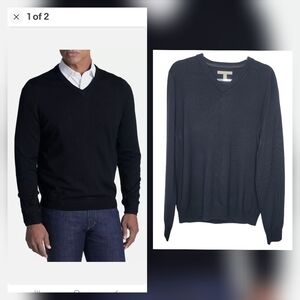 Nordstrom Men's 100% Extra Fine Merino Wool V-Neck Pull Over